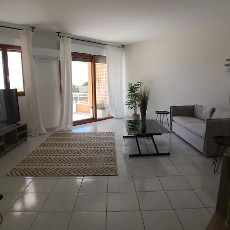 Parc Fiorella Apartment *